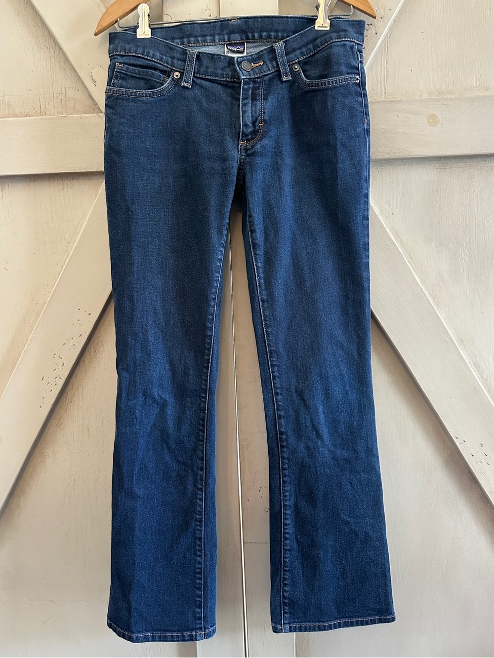 Patagonia Women’s Bootcut Jeans Size 28 Dark Wash Organic Cotton Stretch